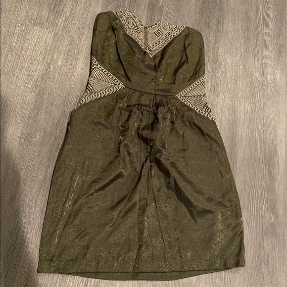 3/$15🔥 Green Cocktail Dress - Picture 2 of 8